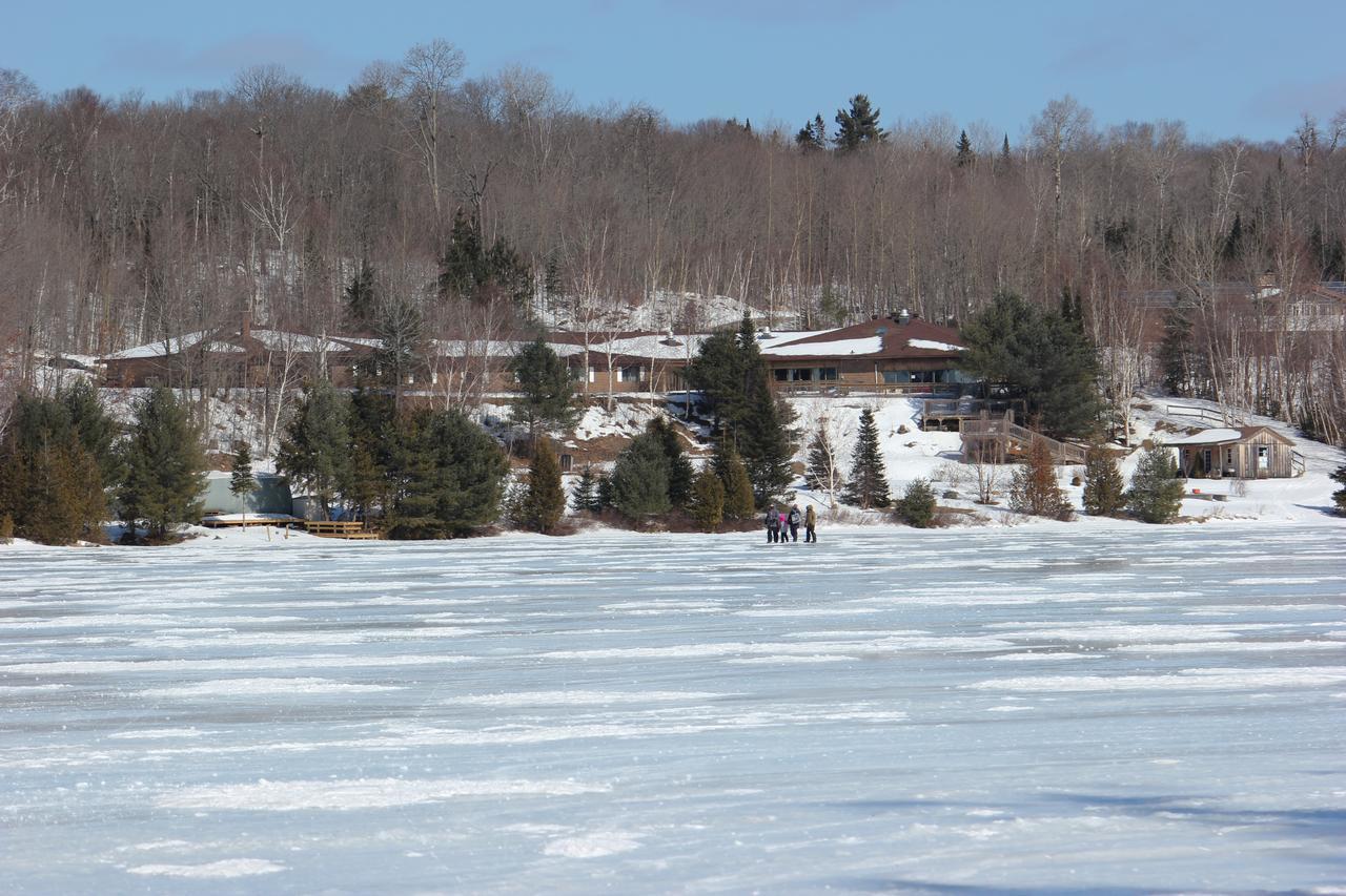 Dunlop Lake Lodge Elliot Lake Экстерьер фото