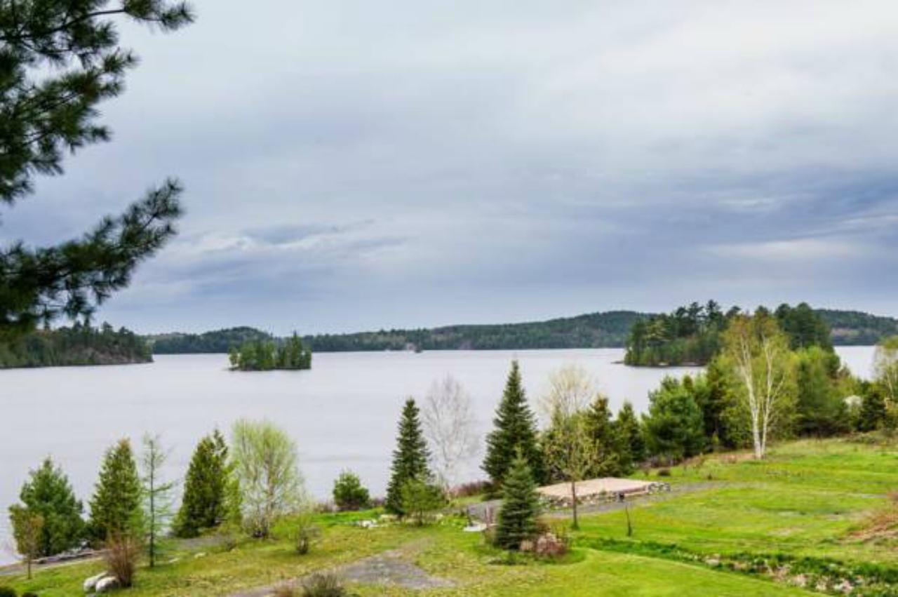 Dunlop Lake Lodge Elliot Lake Экстерьер фото