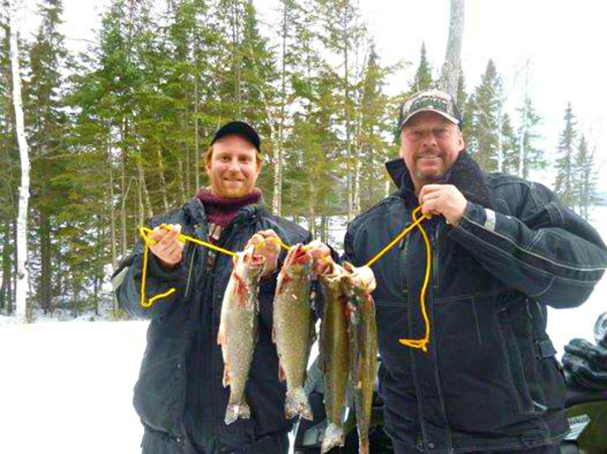 Dunlop Lake Lodge Elliot Lake Экстерьер фото